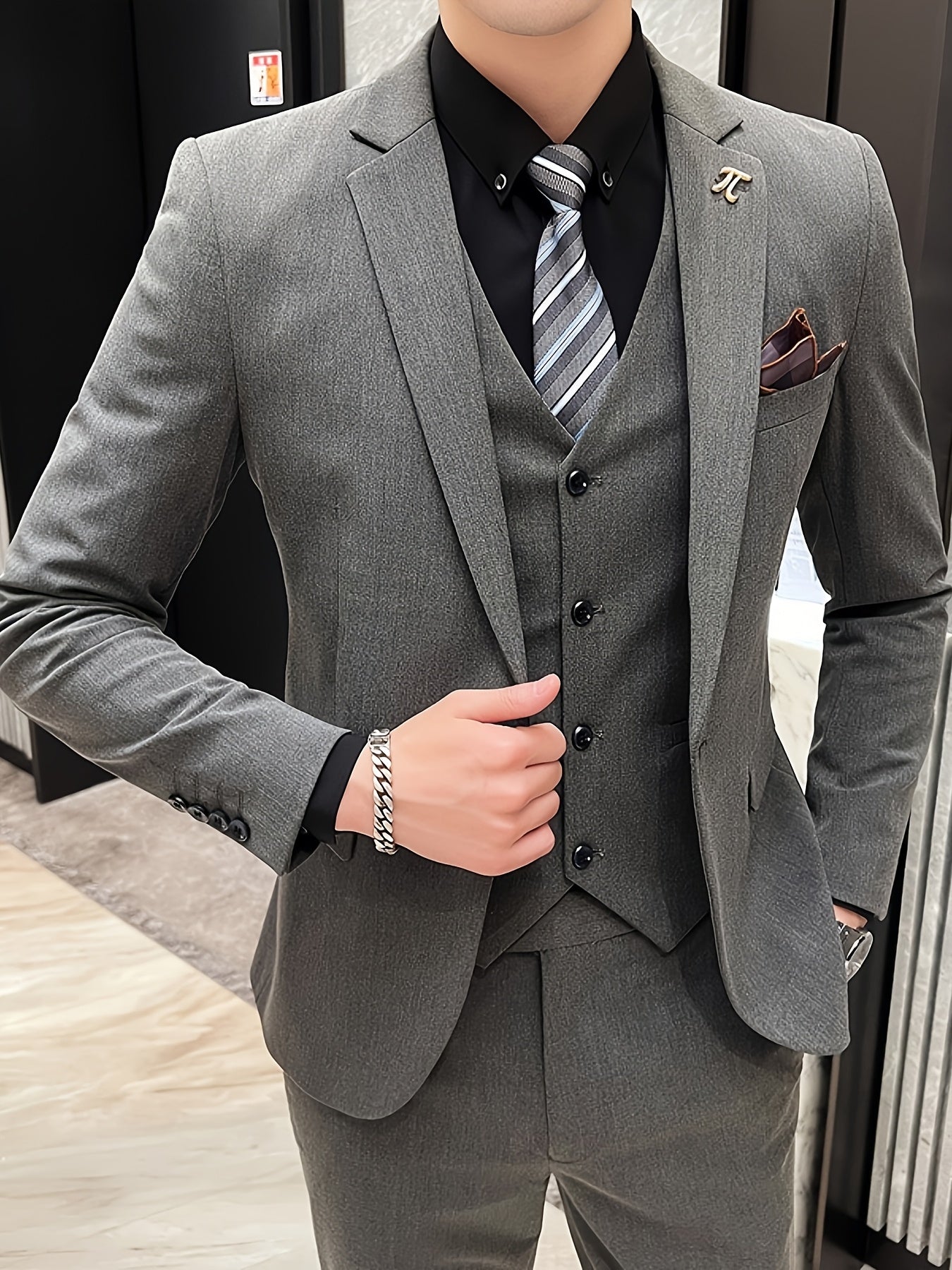 Ensemble Costume Homme Slim Fit Business Casual Trois Pièces - Tenue Formelle Élégante pour Printemps\u002FÉté, Inclut Veste + Gilet + Pantalon (Sans Boutons de Manchette) ! Foulard Offert Aléatoirement