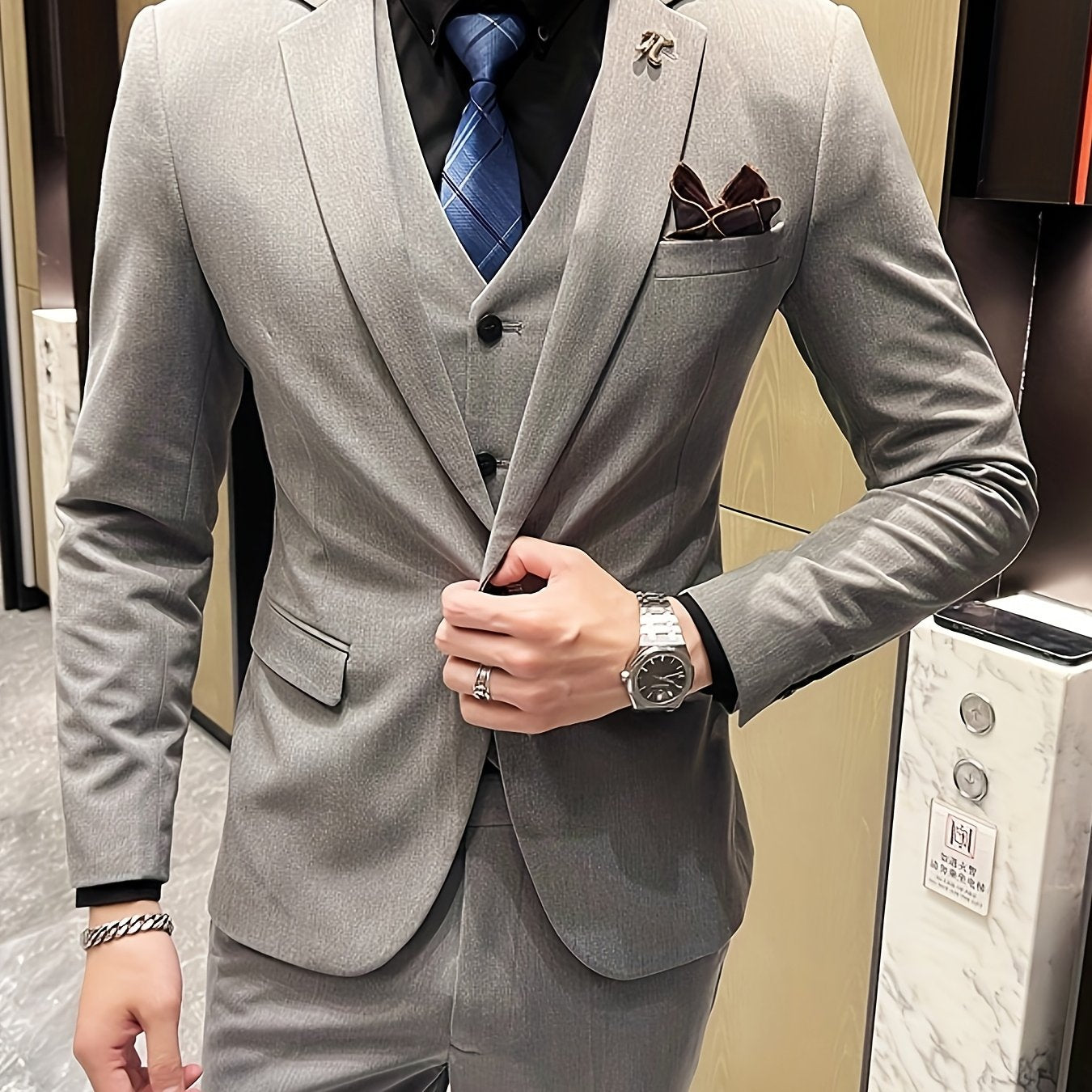 Ensemble Costume Homme Slim Fit Business Casual Trois Pièces - Tenue Formelle Élégante pour Printemps\u002FÉté, Inclut Veste + Gilet + Pantalon (Sans Boutons de Manchette) ! Foulard Offert Aléatoirement