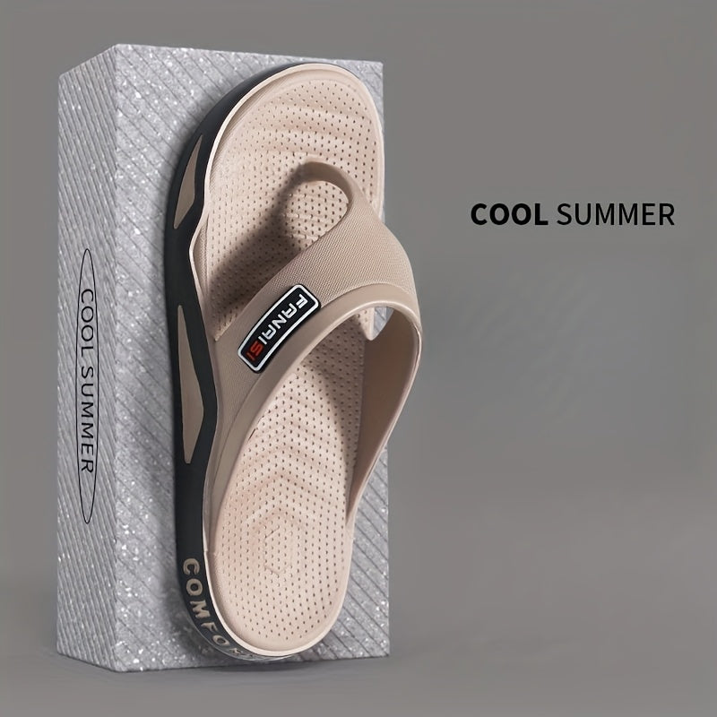 A Pair of Durable And Lightweight Men'S Flip-Flops with a Thick Sole, Featuring a Comfortable Footbed, Suitable for Indoor, Outdoor, And Beach Activities.