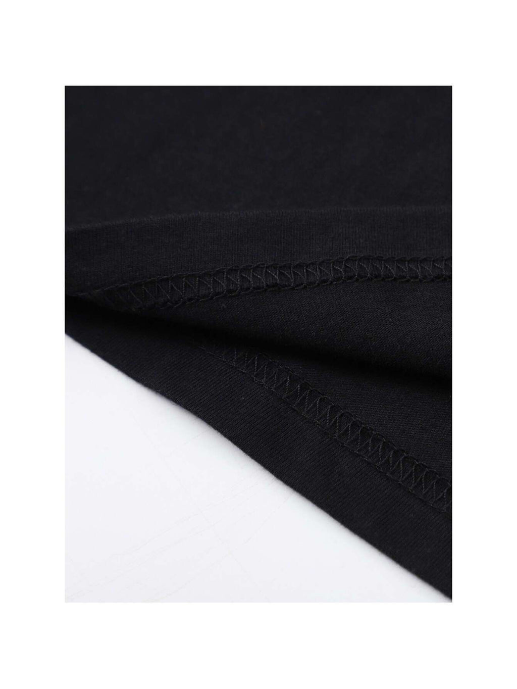 MenFashion Toronto Canada Graphic Cotton T-Shirt- Black Short Sleeve Crew Neck, Iconic Skyline Print, Lightweight and Breathable, Suitable for Summer Outings, Casual Wear and Everyday Style, Outdoor Activity Shirt| Machine washable