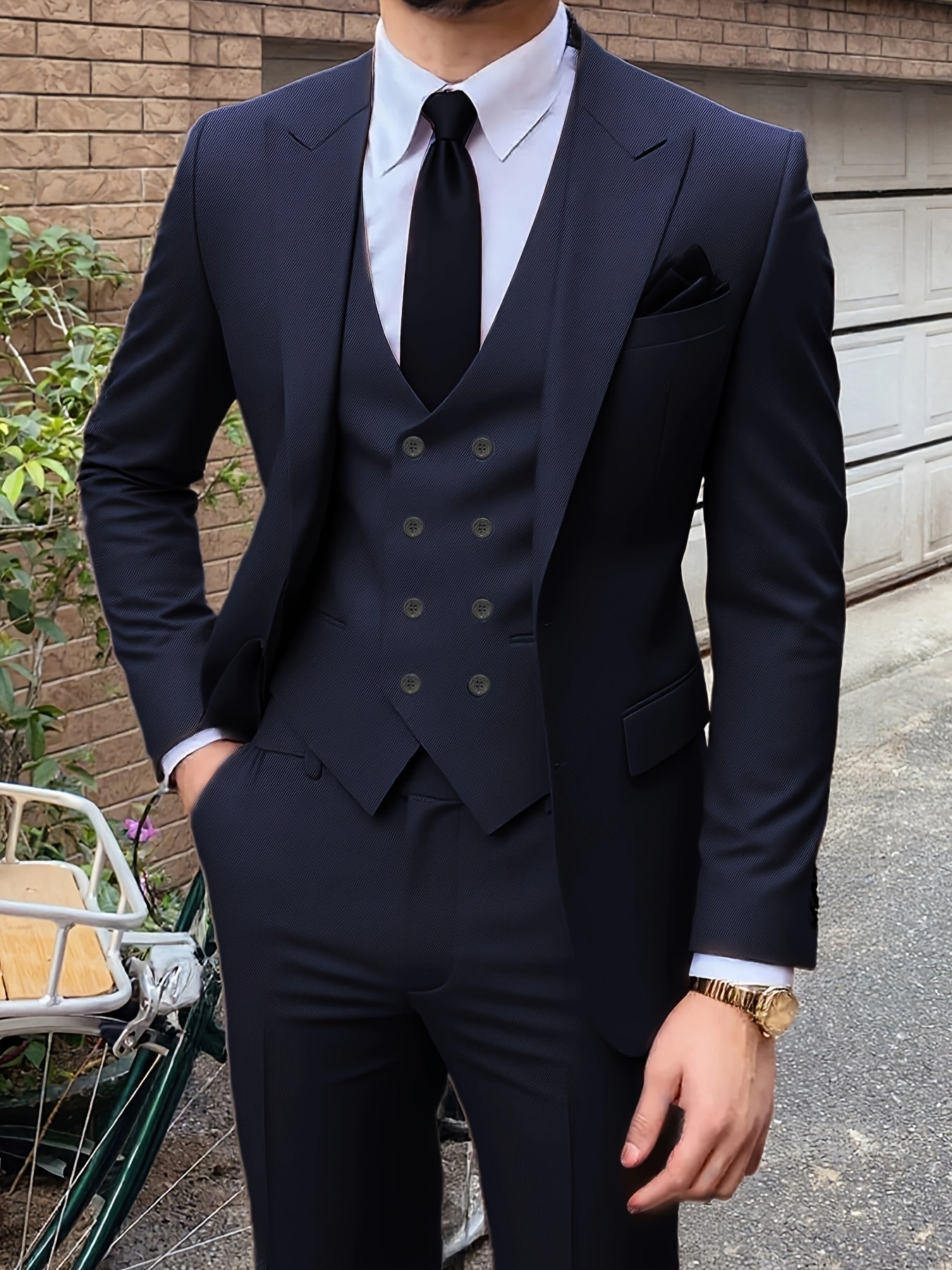Costume Trois Pièces pour Homme avec Smoking à Revers Évasé, Pantalon et Gilet pour Mariages et Occasions Formelles