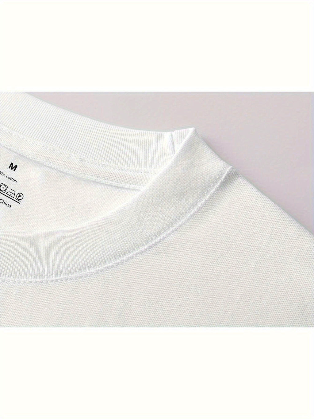 MenFashion Toronto Canada Graphic Cotton T-Shirt- Black Short Sleeve Crew Neck, Iconic Skyline Print, Lightweight and Breathable, Suitable for Summer Outings, Casual Wear and Everyday Style, Outdoor Activity Shirt| Machine washable