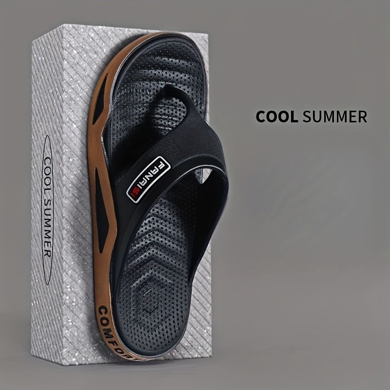 A Pair of Durable And Lightweight Men'S Flip-Flops with a Thick Sole, Featuring a Comfortable Footbed, Suitable for Indoor, Outdoor, And Beach Activities.