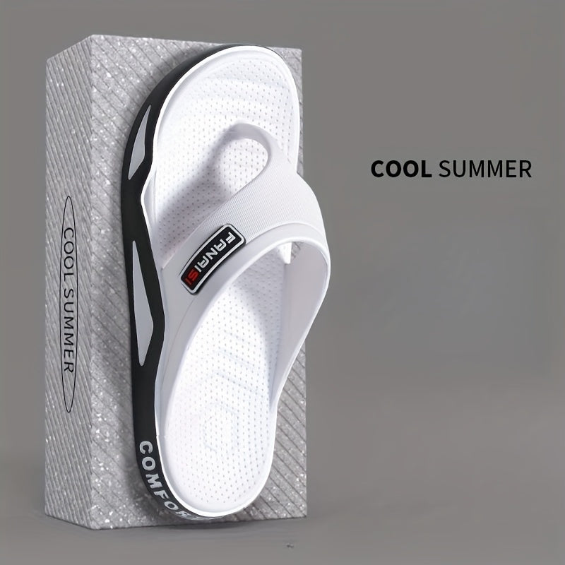A Pair of Durable And Lightweight Men'S Flip-Flops with a Thick Sole, Featuring a Comfortable Footbed, Suitable for Indoor, Outdoor, And Beach Activities.